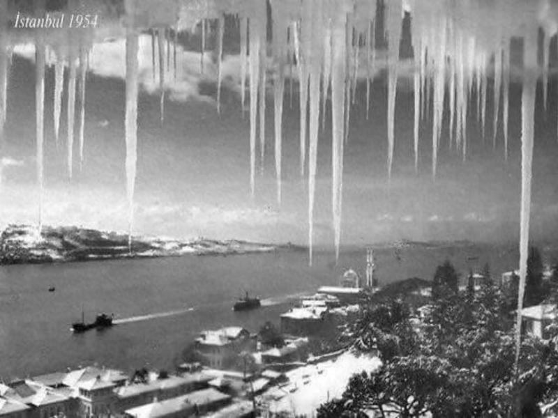 1954 - İstanbul'da yaşanan büyük kış mevsimi 1